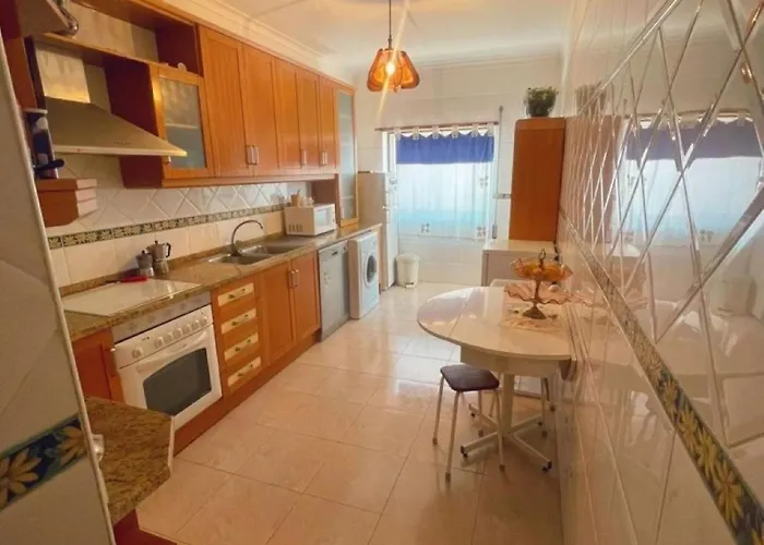 Entire 3 Bed With Private Wc ! Appartement